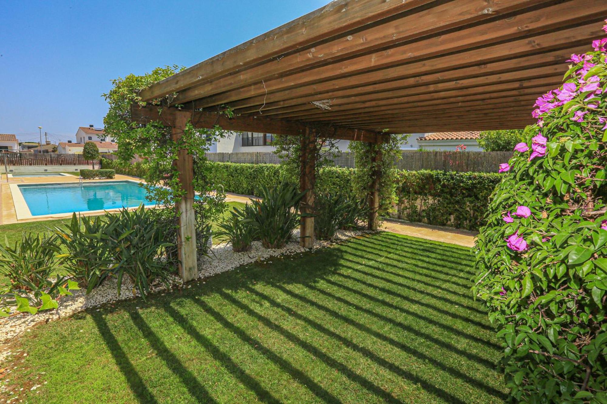 Passeig Del Mar - Only Families Villa Cambrils Exterior photo