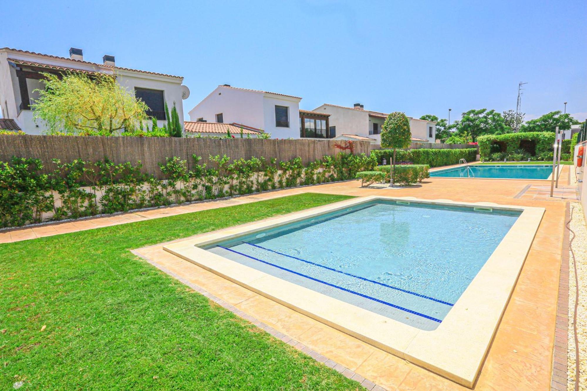 Passeig Del Mar - Only Families Villa Cambrils Exterior photo